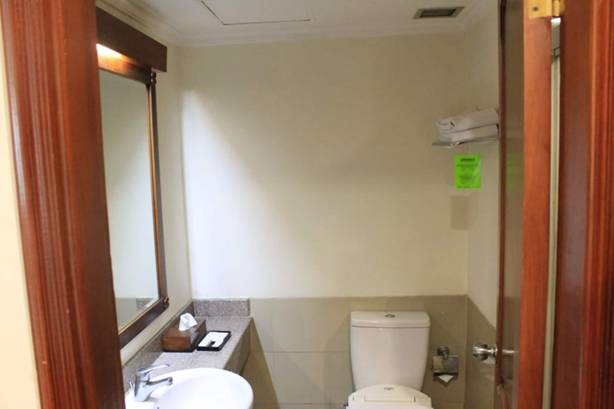 Grand Zuri Hotel