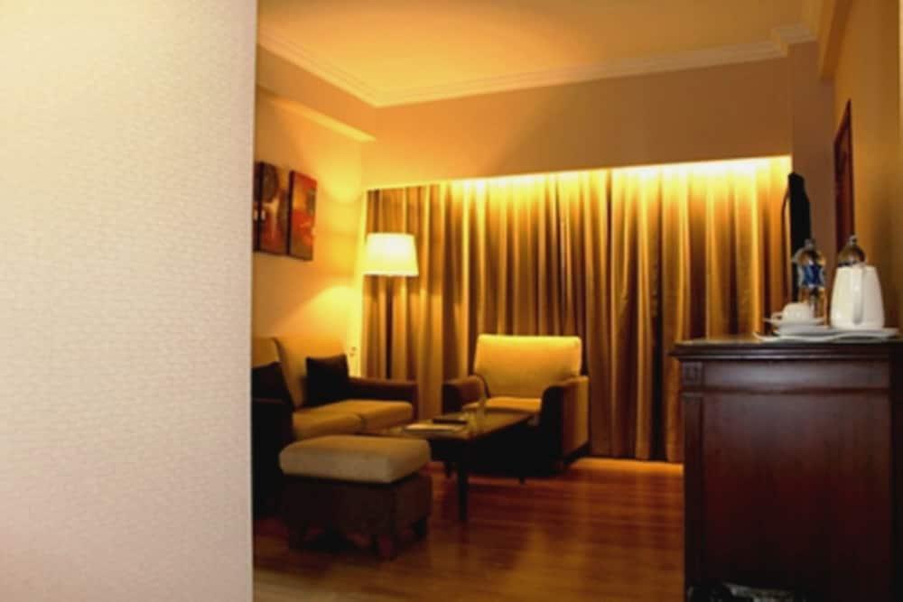 Hotel Grand Zuri Pekanbaru