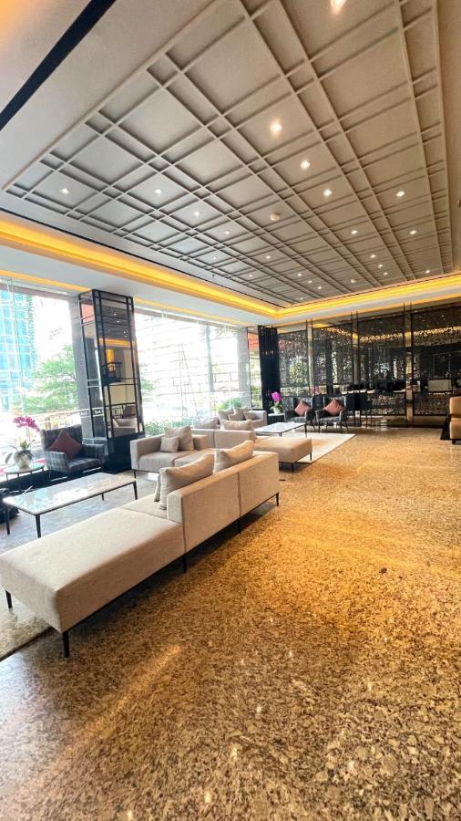 Grand Zuri Hotel