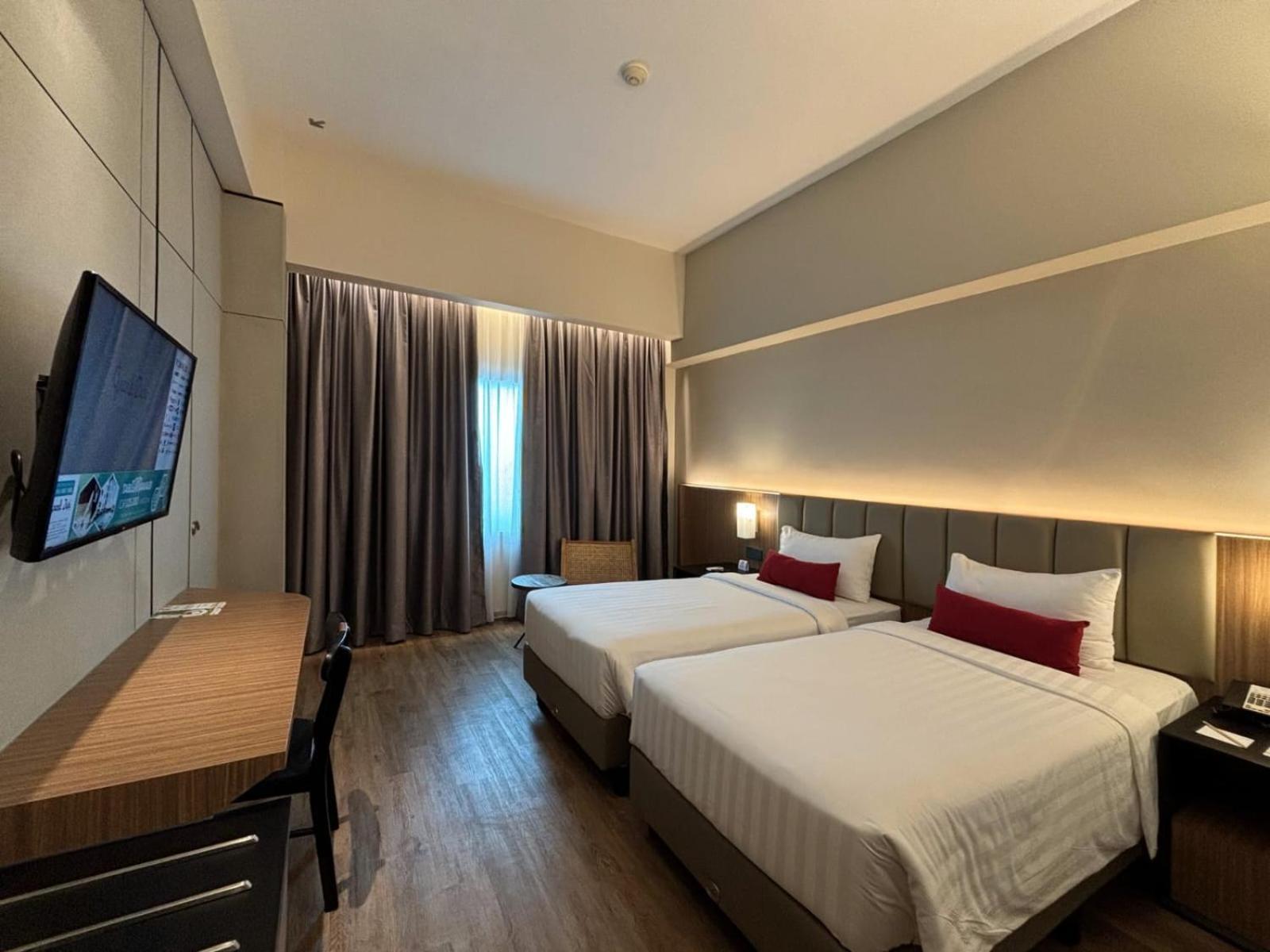 Hotel Grand Zuri 4*