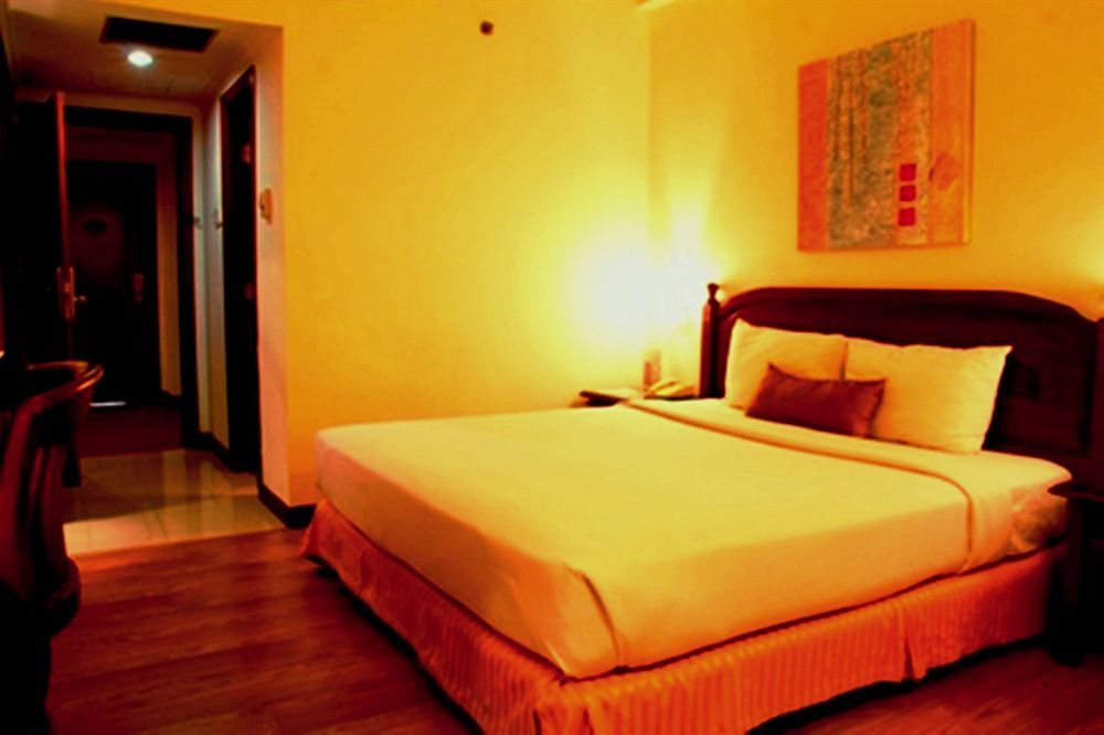 Grand Zuri Hotel